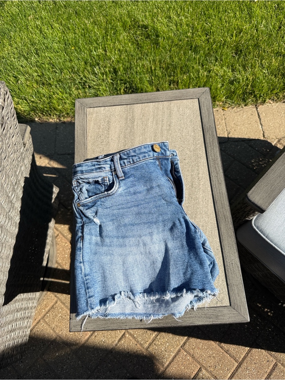 Kut from the Kloth Light Blue Frayed Hem Denim Shorts